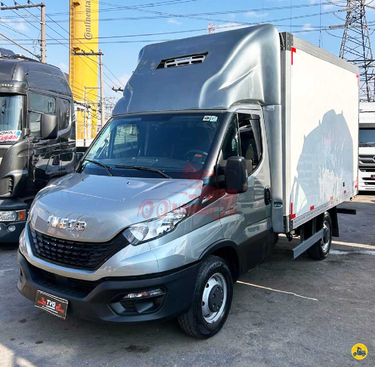CAMINHAO IVECO DAILY 35-150 Baú Frigorífico 3/4 4x2 TVG Caminhões GUARULHOS SÃO PAULO SP